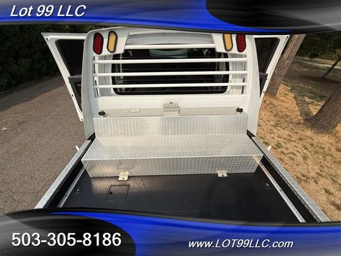 Used 2009 GMC TopKick C4500 2WD Crew Cab image 22