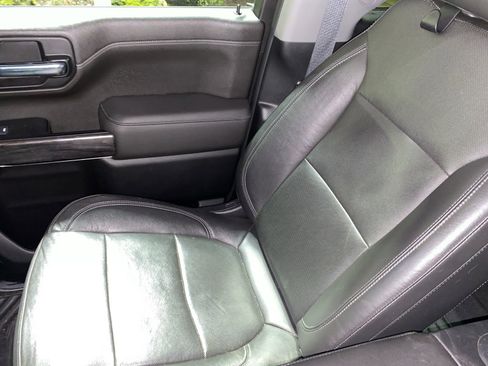 Used 2019 Chevrolet Silverado 1500 LTZ image 10