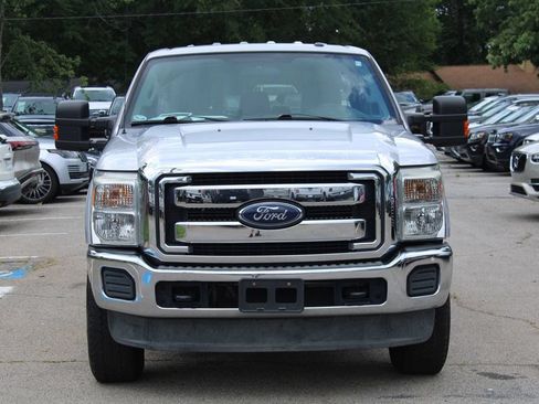 Used 2015 Ford F250 XLT AWD/4WD image 2