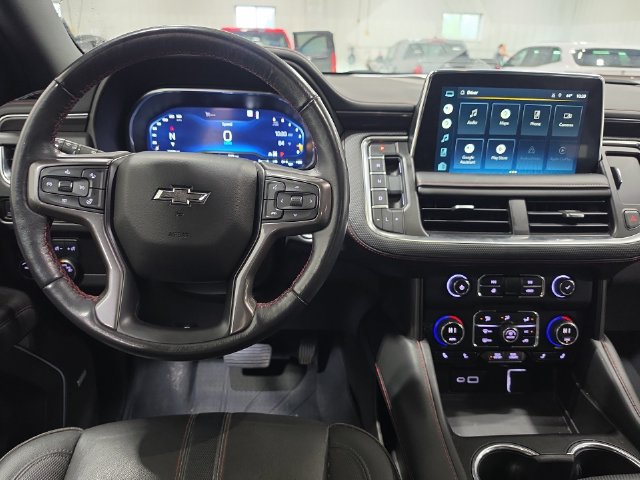 Used 2022 Chevrolet Suburban RST w/ Luxury Package AWD/4WD image 5