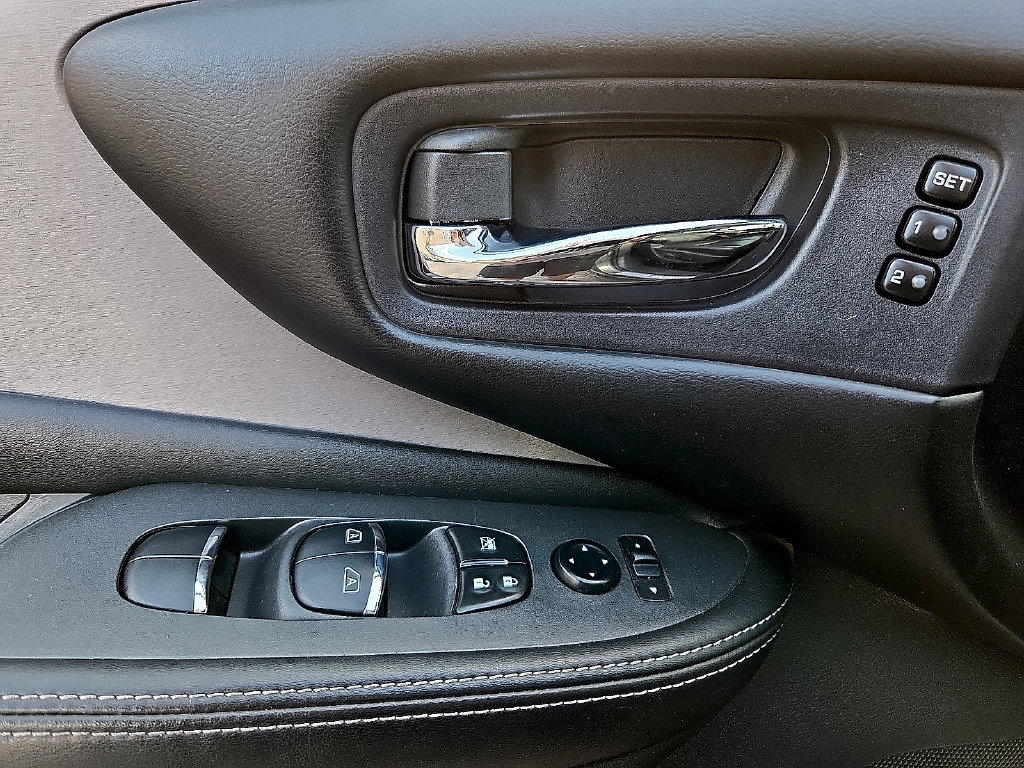 Used 2022 Nissan Murano SL FWD image 15