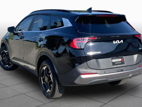 Certified 2026 Kia Sportage EX w/ EX Panorama Roof Package AWD/4WD image 11