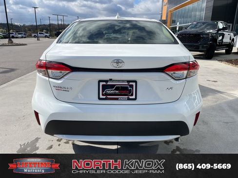 Used 2021 Toyota Corolla LE image 17