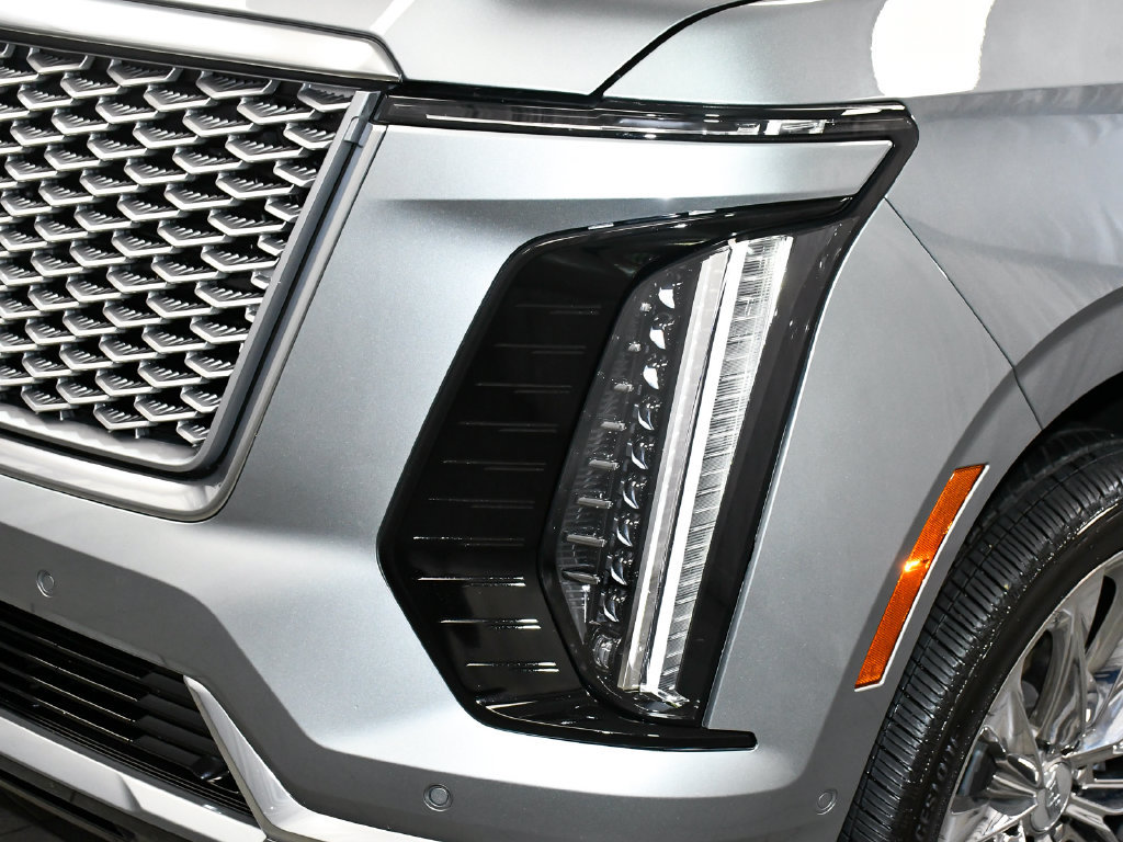 Used 2026 Cadillac Escalade ESV Luxury w/ LPO, Radiant Package AWD/4WD image 81