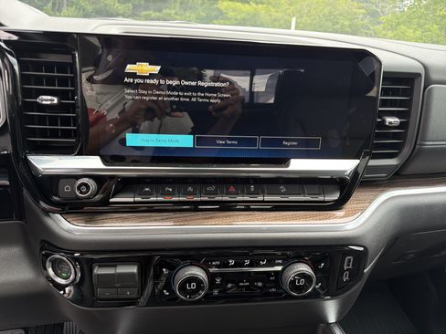 New 2026 Chevrolet Silverado 1500 LT Trail Boss w/ LT Trail Boss Premium Package AWD/4WD image 27