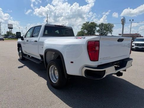 Used 2025 Chevrolet Silverado 3500 W/T AWD/4WD image 8