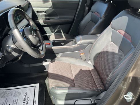 Certified 2025 Nissan Kicks SR AWD/4WD image 21