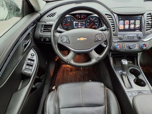 Used 2016 Chevrolet Impala LTZ w/ Enhanced Convenience Package image 10
