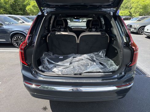 Used 2026 Volvo XC90 B6 Ultra w/ Lounge Package AWD/4WD image 34