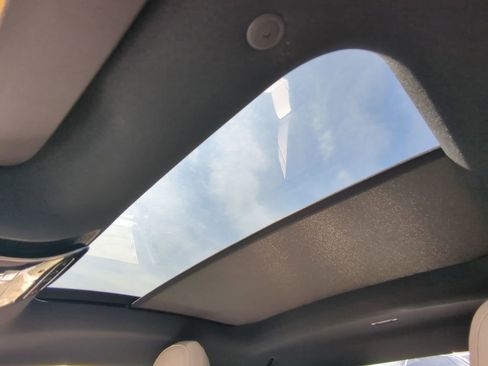 Certified 2024 Mercedes-Benz CLE 300 4MATIC Coupe image 17