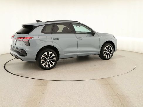 New 2026 Audi Q3 quattro 2.0T AWD/4WD image 7