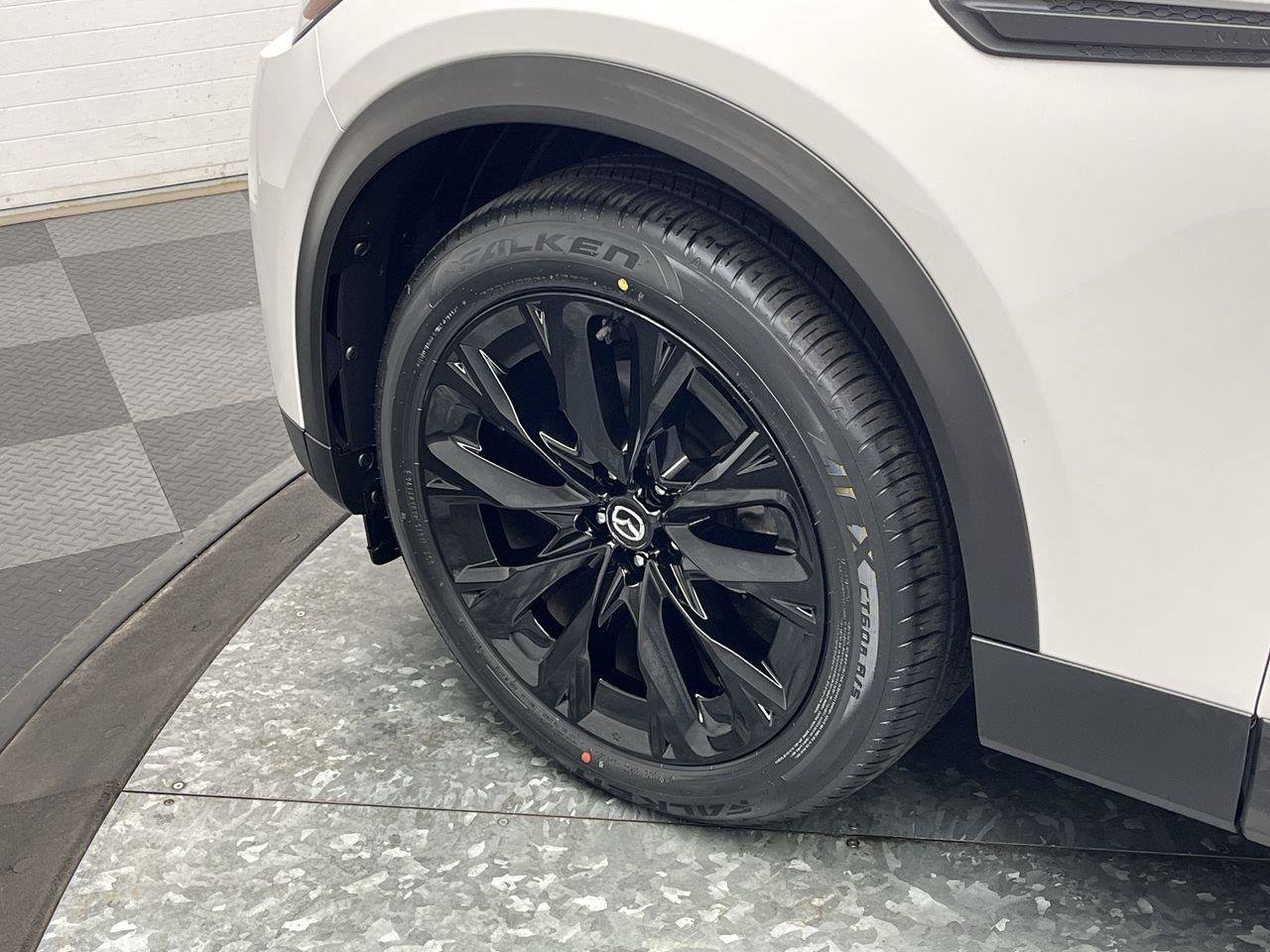 Certified 2024 MAZDA CX-90 3.3 Turbo w/ Premium Plus Pkg AWD/4WD image 7