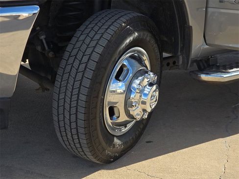 Used 2024 RAM 3500 Big Horn image 26