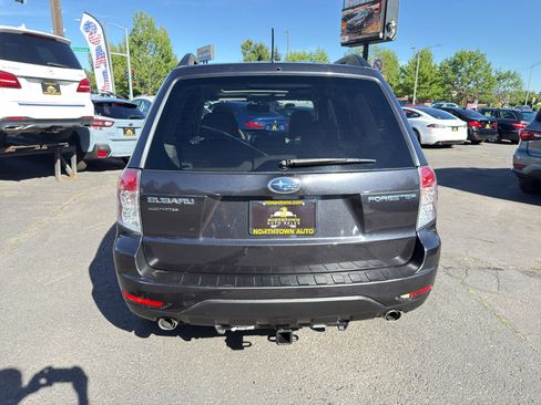 Used 2010 Subaru Forester 2.5X Limited AWD/4WD image 6