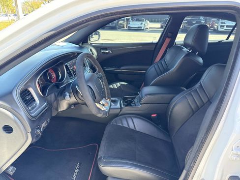 Used 2023 Dodge Charger SRT Hellcat w/ Harman/Kardon Audio Group image 5
