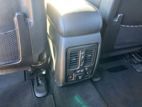 Used 2022 Dodge Durango GT image 22