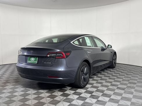 Used 2020 Tesla Model 3 Long Range AWD/4WD image 9
