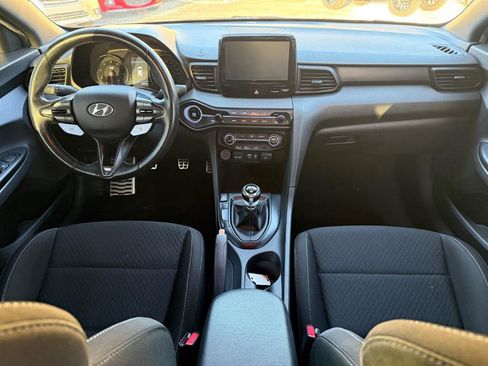 Used 2020 Hyundai Veloster N image 15