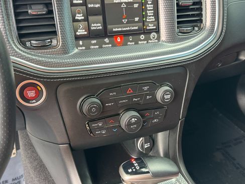 Used 2022 Dodge Charger SRT Hellcat w/ Harman/Kardon Audio Group image 39
