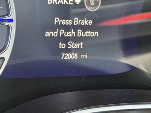 Used 2017 Chrysler Pacifica Limited FWD image 9