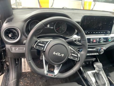 Used 2024 Kia Forte GT-Line w/ GT-Line Premium Package image 10