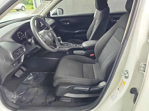 Used 2024 Honda HR-V LX image 33