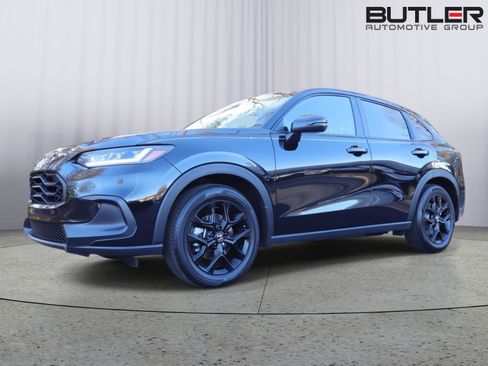 Used 2025 Honda HR-V Sport image 7