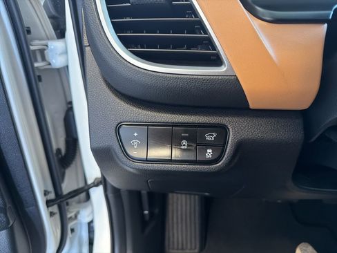 Used 2025 Kia Seltos EX w/ EX Sunroof Package AWD/4WD image 17