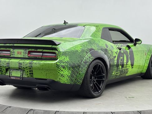 Used 2021 Dodge Challenger SRT Hellcat RWD image 7