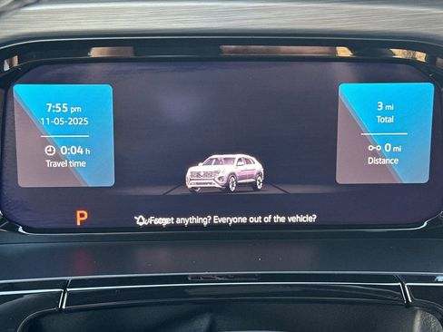New 2026 Volkswagen Atlas Cross Sport SE image 22