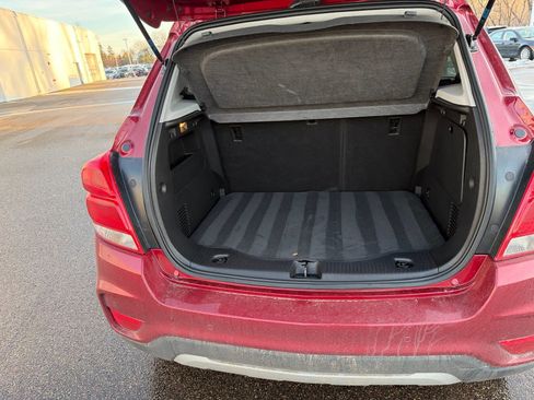Used 2020 Chevrolet Trax Premier image 15