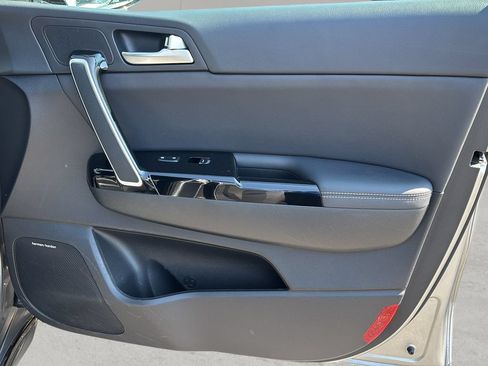 Used 2020 Kia Sportage SX FWD image 33