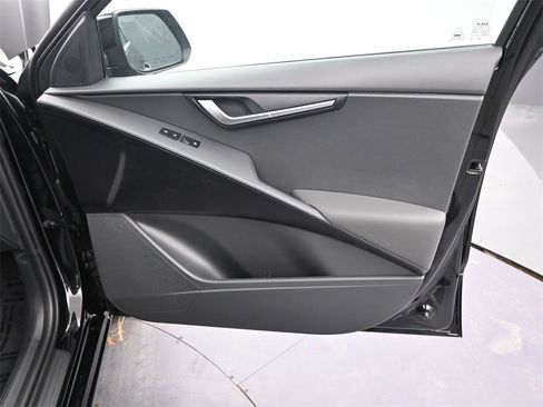 New 2026 Kia Niro LX image 23