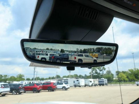 New 2026 GMC Sierra 1500 AT4 w/ AT4 Premium Package AWD/4WD image 25