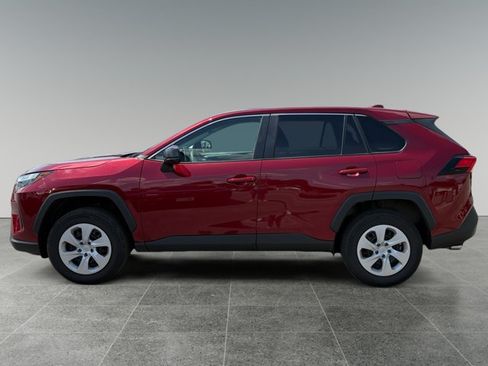 Used 2024 Toyota RAV4 LE AWD/4WD image 7