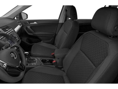 Used 2021 Volkswagen Tiguan S image 9