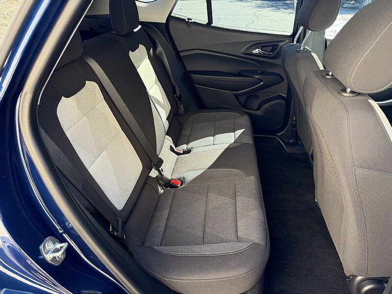 Used 2024 Chevrolet Trax LS FWD image 23