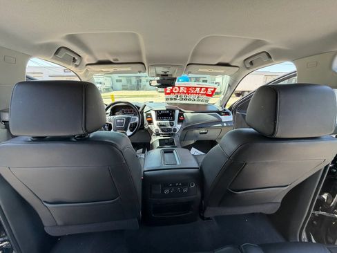 Used 2020 GMC Yukon SLT w/ Premium Edition AWD/4WD image 32