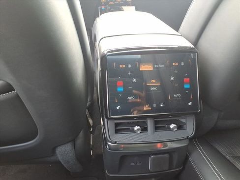 Used 2026 Cadillac Vistiq Sport w/ LPO, Floor Liner Package image 26