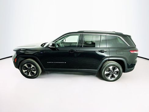 Used 2023 Jeep Grand Cherokee 4WD 4xe w/ Luxury Tech Group II image 4