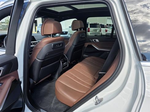 Used 2019 BMW X5 xDrive40i w/ Premium Package 2 image 25