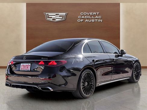 Used 2024 Mercedes-Benz E 350 4MATIC Sedan image 4