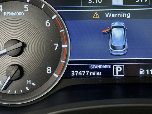 Used 2023 INFINITI QX50 Sport image 12