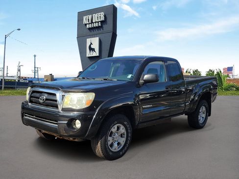 Used 2005 Toyota Tacoma 4x4 Access Cab image 1