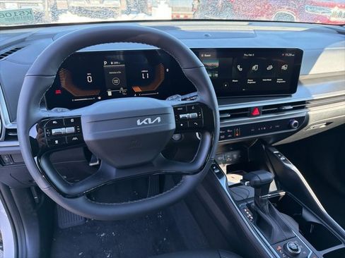 New 2026 Kia Sorento S image 11