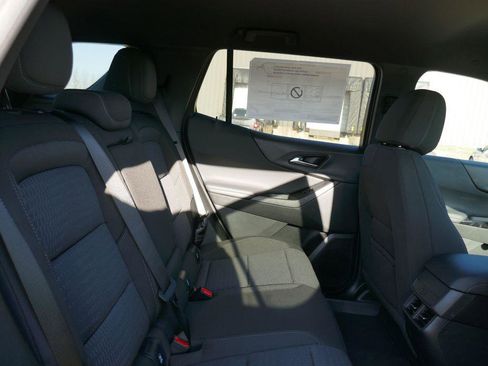 New 2026 Chevrolet Equinox LT AWD/4WD image 11