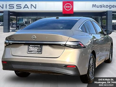 New 2026 Nissan Sentra SV w/ Floor Mat Package FWD image 5