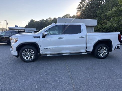 Used 2021 GMC Sierra 1500 Denali w/ Technology Package AWD/4WD image 3