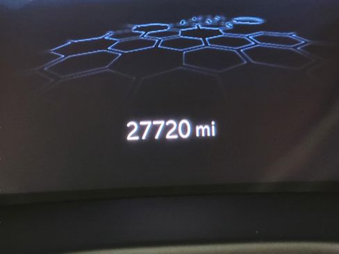 Used 2023 Jeep Compass Limited w/ Sun and Sound Group AWD/4WD image 3