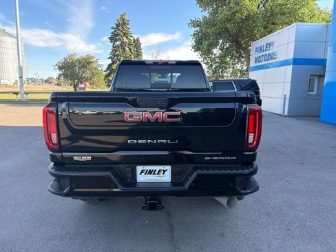 Used 2023 GMC Sierra 2500 Denali w/ Denali Ultimate Package AWD/4WD image 6